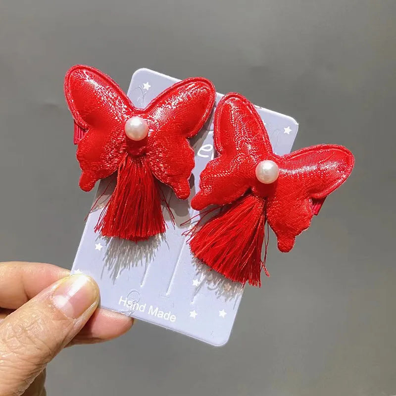 A pair of  Cute dog hair clip decoration Pet cat puppy Butterfly hair clip decoration embellishment accessories